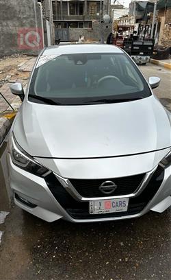 نيسان فيرسا